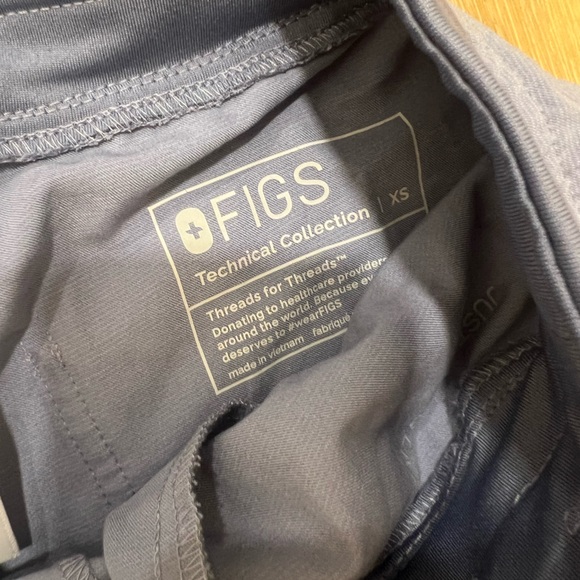 Figs high waisted Zamora jogger scrub pants - Picture 2 of 3